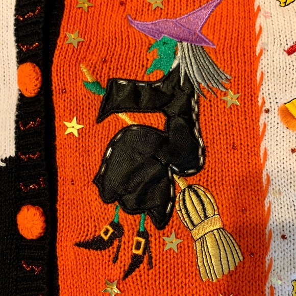 SOLD M details vintage halloween knitted vest - Picture 5 of 14